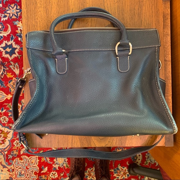 Large Dooney & Bourke Navy Blue Purse - Picture 2 of 11